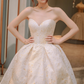 Robe de mariée longue bustier en satin perlé, robe de bal de rêve C4228
