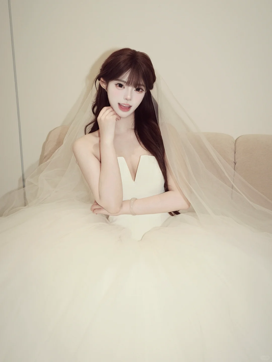 Robe de mariée longue en satin et tulle, sans bretelles, style princesse, avec voile, C4231
