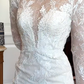 Robe de mariée sirène blanche en satin et tulle à manches longues et dentelle C4241