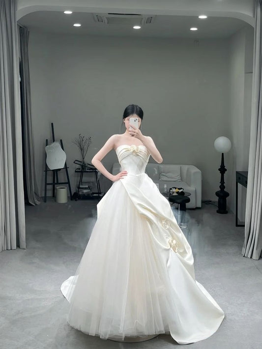 Robe de mariée longue en satin et tulle, sans bretelles, style robe de bal chic, C4252