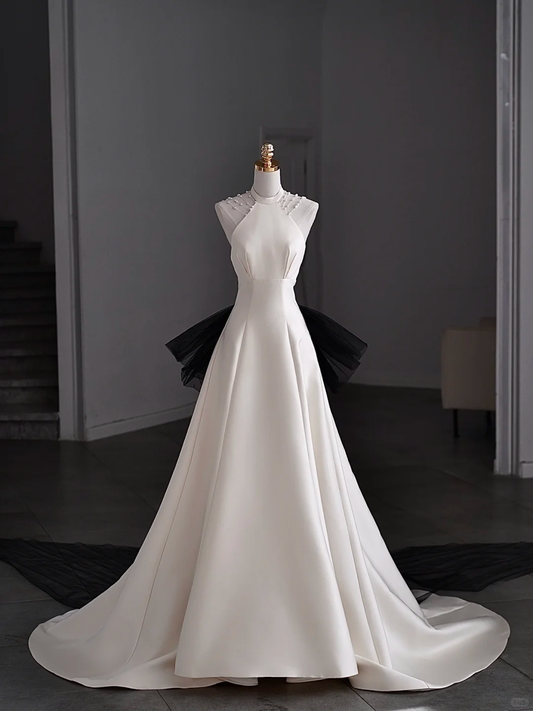 Robe de mariée longue en satin et tulle, coupe licou, dos nu, avec nœud, C4261