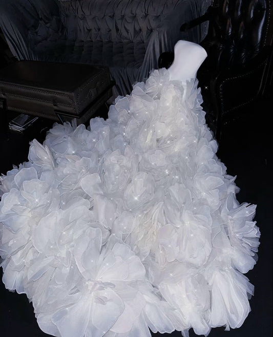 Robe de mariée longue en satin et mousseline, bustier, effet boule, C4267
