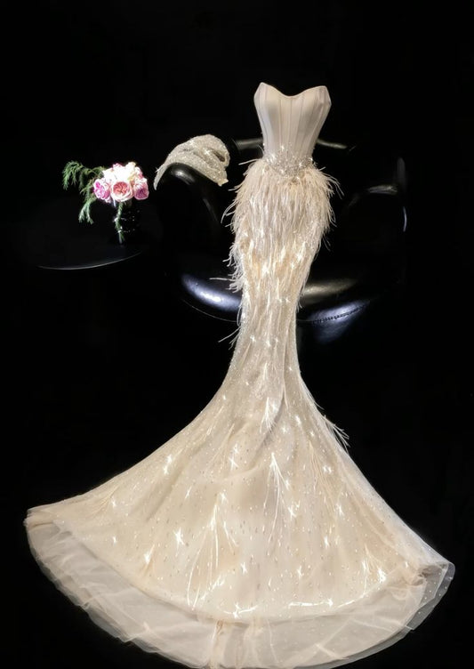 Robe de mariée sirène unique, bustier, satin, tulle, plumes, longue, C4271