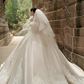Robe de mariée élégante en satin, sans bretelles, avec des gants et un voile, longue, C4289