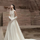 Robe de mariée longue en satin avec appliques et gants, dos nu, coupe trapèze, voile, C4290