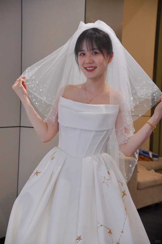 Robe de mariée longue en satin, bustier et voile, jolie robe de bal, C4297