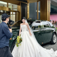 Robe de mariée longue élégante en satin sans bretelles avec voile C4326