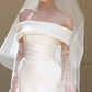 Robe de mariée sirène élégante en satin à épaules dénudées et voile avec gants C4327