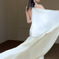 Robe de mariée longue en satin à col licou et sirène unique C4336