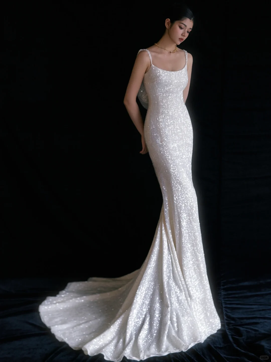 Robe de mariée longue en satin à bretelles spaghetti et paillettes avec voile, style sirène brillante, C4342