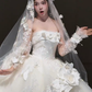 Superbe robe de bal bustier en satin et tulle avec appliques et manches en voile, robe de mariée longue C4354