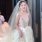 Robe de mariée longue en tulle à bretelles spaghetti et paillettes avec voile C4356