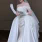 Robe de bal intemporelle à épaules dénudées, en satin et dentelle, avec gants et voile, robe de mariée longue C4359