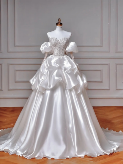 Robe de mariée longue vintage en satin à paillettes et épaules dénudées, C4368