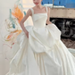 Robe de mariée longue plissée en satin carré, robe de bal unique C4378