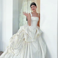 Robe de mariée longue plissée en satin carré, robe de bal unique C4378