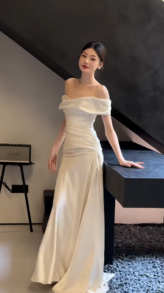 Robe de mariée longue en satin, élégante, style sirène, épaules dénudées, C4379
