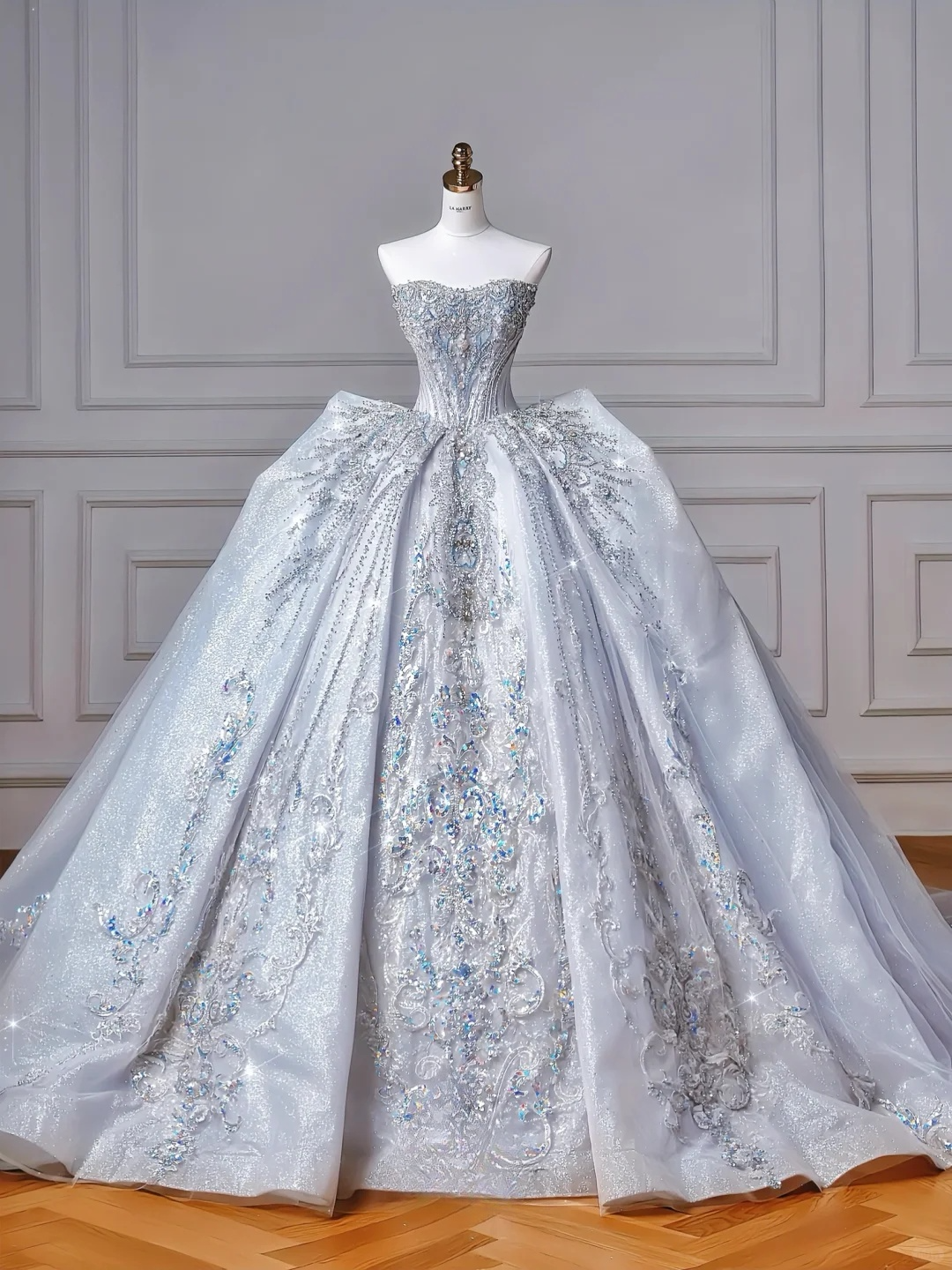 Robe de mariée longue bustier en tulle, sequins et perles, style intemporel, C4383