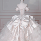 Robe de mariée longue en satin, tulle, dentelle, paillettes et perles, style bal intemporel, épaules dénudées, C4388