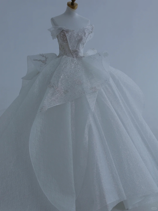 Robe de mariée longue bustier en satin à sequins et perles, style bal intemporel, C4395