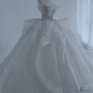 Robe de mariée longue bustier en satin à sequins et perles, style bal intemporel, C4395