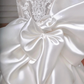 Superbe robe de mariée sirène longue en satin et dentelle, sans bretelles, C4399