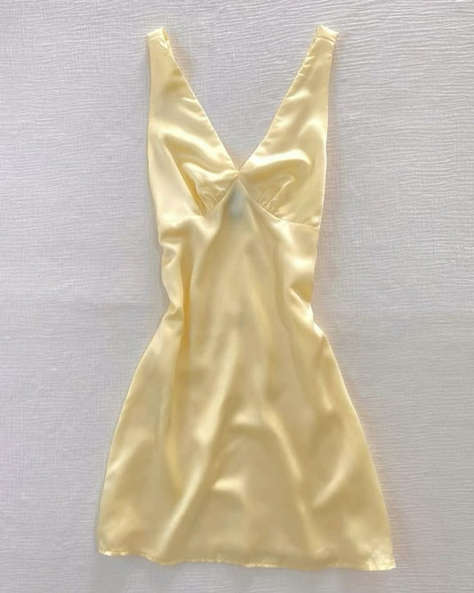 Pastel Yellow A Line V Neck Satin Short Homecoming Dress 18th Birthday Outfits C4421