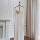 Robe de mariée longue en satin à bretelles spaghetti et style sirène élégante C4477