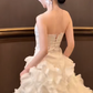 Robe de mariée longue en satin, style robe de bal chic, sans bretelles, C4552