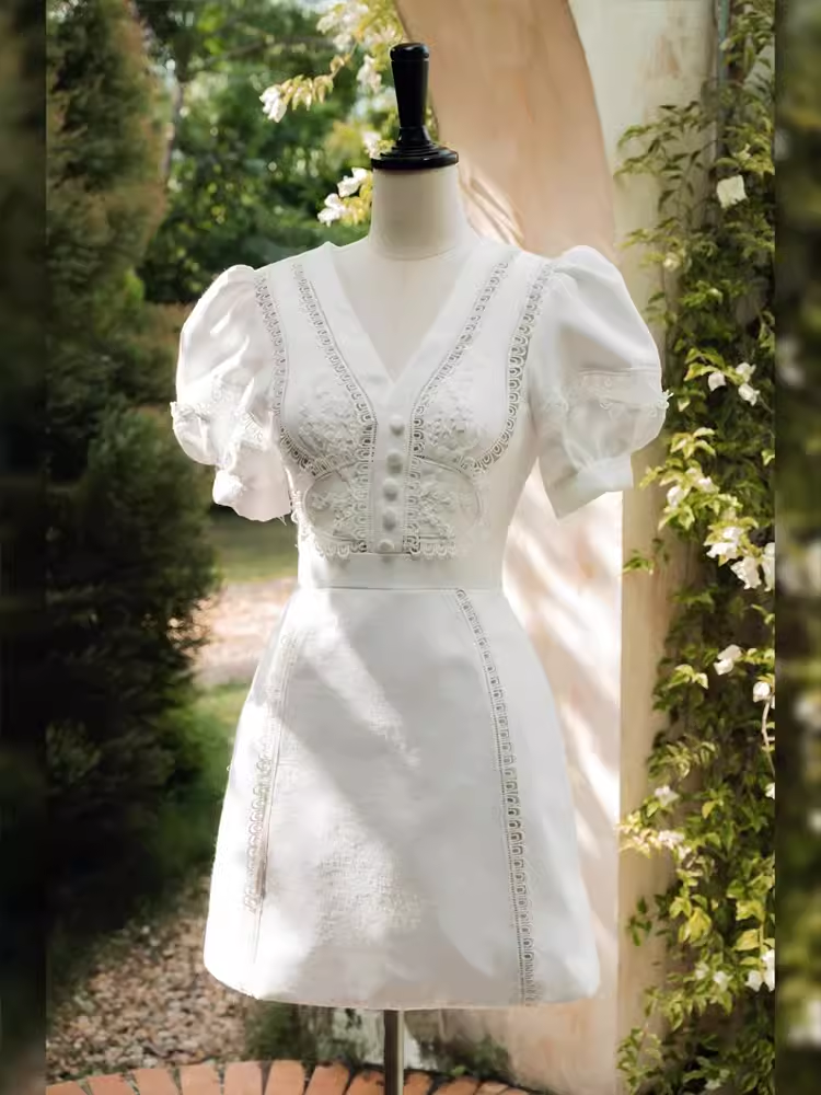 Robe d'anniversaire en dentelle Simple, ligne A, décolleté en V, robes de soirée blanches, C456
