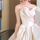 Robe de mariée longue plissée en satin, élégante, sans bretelles, C4561