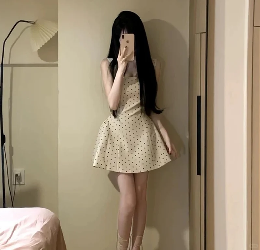 Princess A Line Square Satin Polka Dots Short Homecoming Dress 17th Birthday Outfits C4615