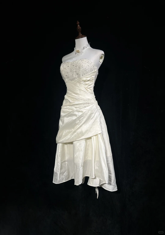 Classy A Line Strapless Satin Beads Pleated Short Homecoming Dress 19th Birthday Outfits C4662