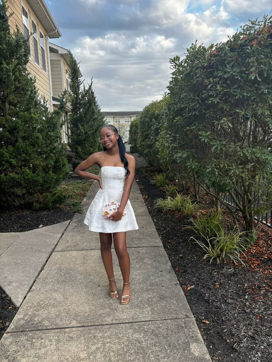 Pretty A Line Strapless White Satin Beads Short Homecoming Dress 17th Birthday Outfits C4910