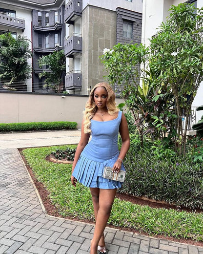 Chic A Line U Neck Satin Short Homecoming Dress 19th Birthday Outfits C4913