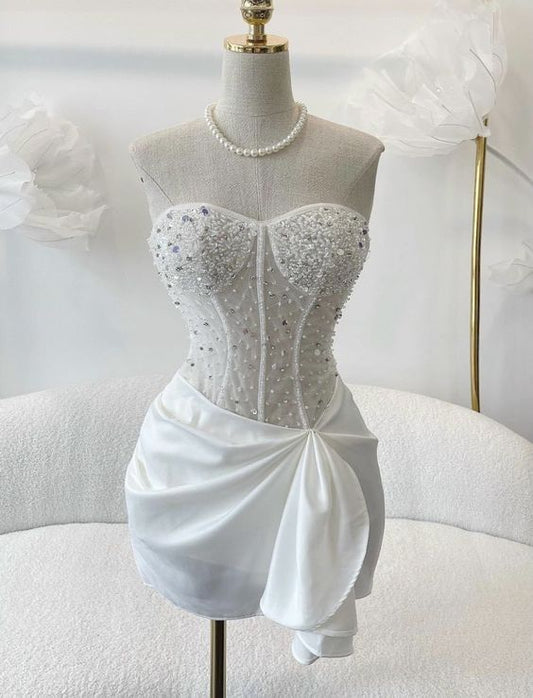 Pretty White Mermaid Sweetheart Satin Beads Short Homecoming Dress 21th Birthday Outfits C4989