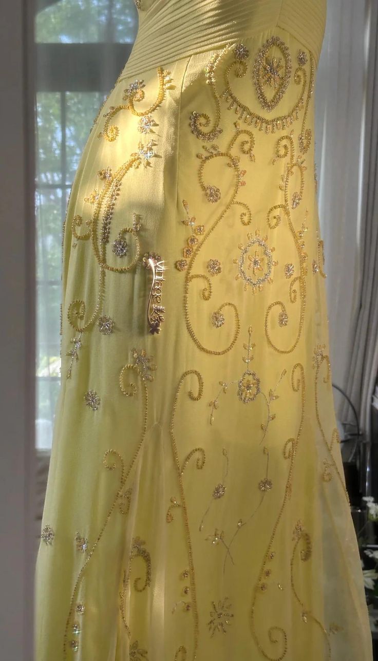 Gorgeous Mermaid Sapghetti Straps Yellow Satin Chiffon Beads Long Prom Dresses Formal Dress C5000