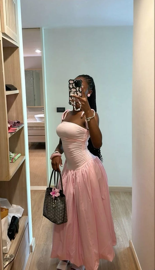 Charmante robe de bal longue en satin rose à bretelles spaghetti et coupe trapèze C5002