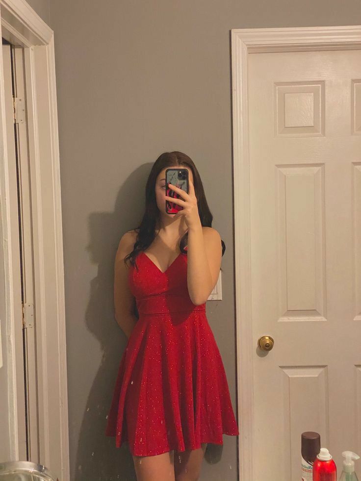 Red Shiny A Line Spaghetti Straps Satin Sequin Short Homecoming Dress 20th Birthday Outfits C5044