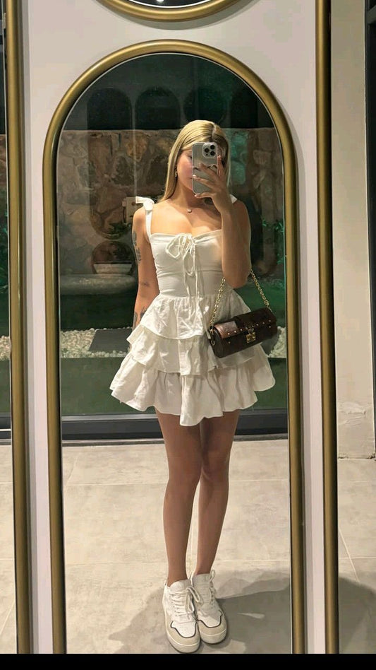 Pretty A Line Bow Spaghetti Straps Satin Tiered Short Homecoming Dress 20th Birthday Outfits C5180