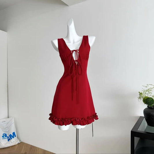 Pretty Red V Neck A Line Satin Short Homecoming Dress 19th Birthday Outfits C5188