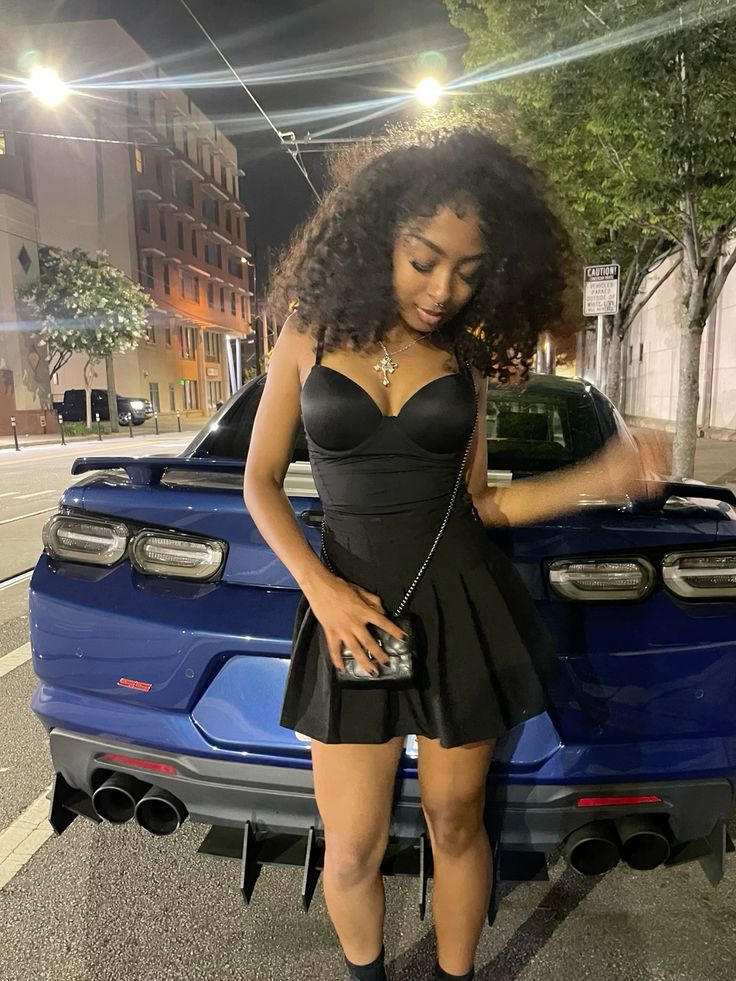 Robe de soirée courte en satin noir à bretelles spaghetti, coupe trapèze, tenue pour 17e anniversaire, C5192