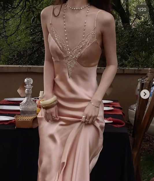 Charmante robe de bal longue en satin et dentelle à bretelles spaghetti, coupe trapèze, robe de soirée C5218