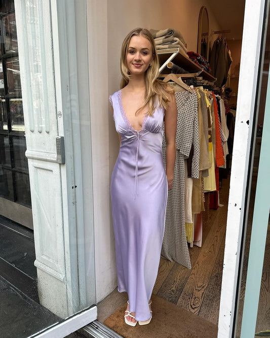 Robe de bal longue en satin et dentelle, style sirène lilas, col en V, C5223