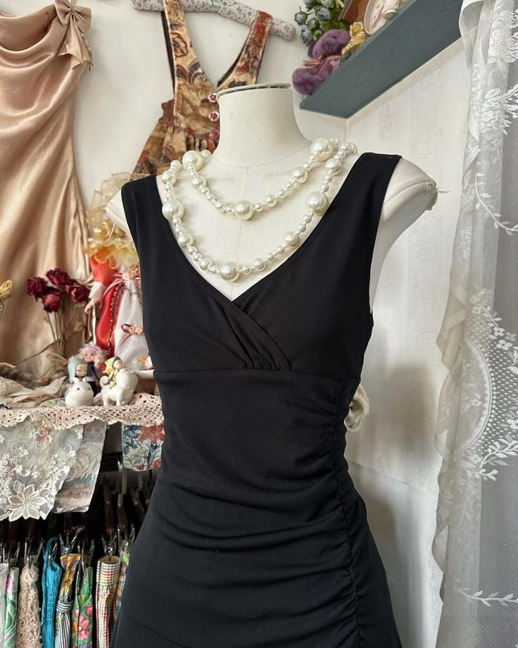Robe de bal longue en satin noir, coupe trapèze, col en V, modeste, C5266
