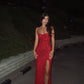 Robe de bal longue en satin bordeaux, style sirène, bretelles spaghetti, avec appliques et fente, C5268