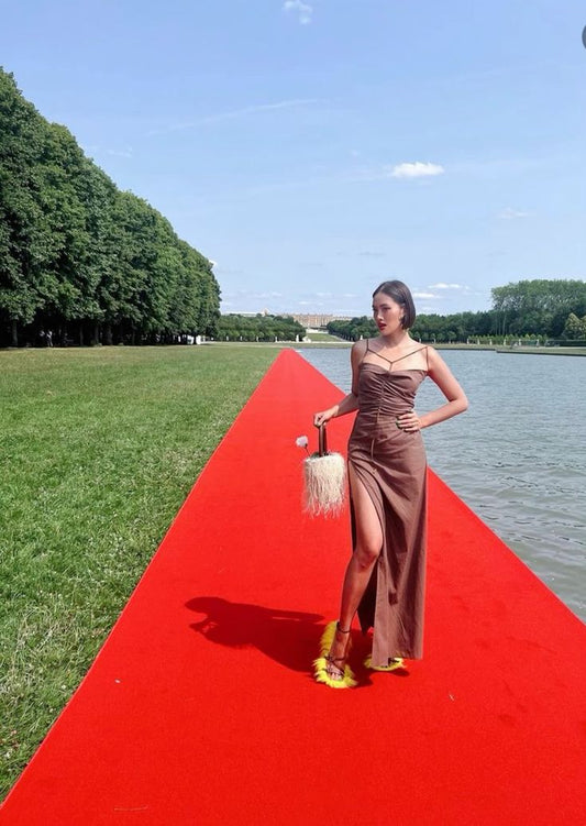 Robe de bal longue en satin à bretelles spaghetti et fentes, style sirène chic, C5316