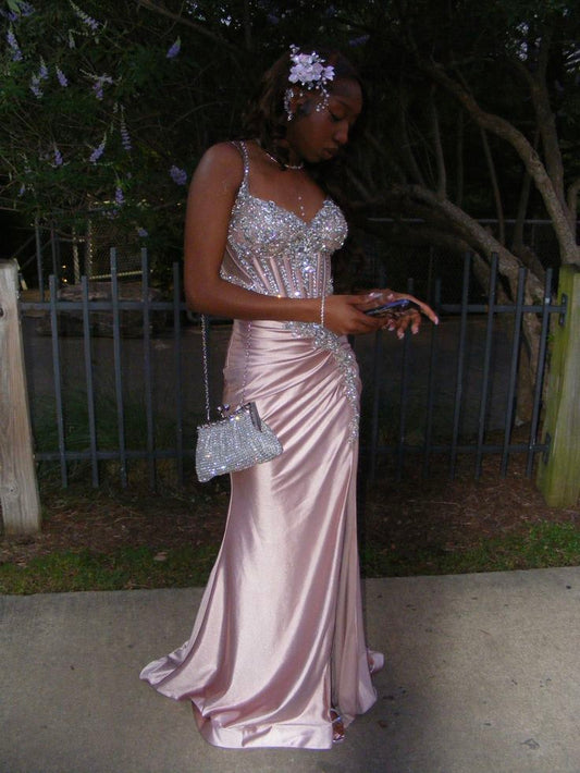 Superbe robe de bal longue rose sirène à bretelles spaghetti plissée en satin fendu avec paillettes et perles C5324