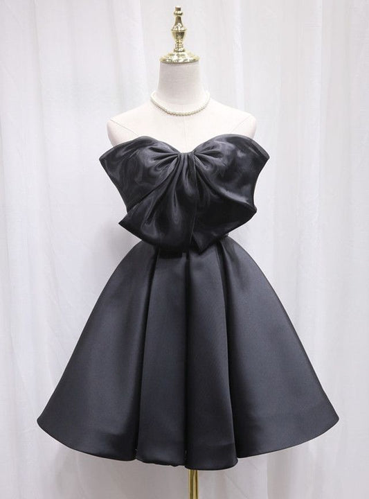Pretty A Line Strapless Black Satin Short Homecoming Dress 18th Birthday Outfits C5391