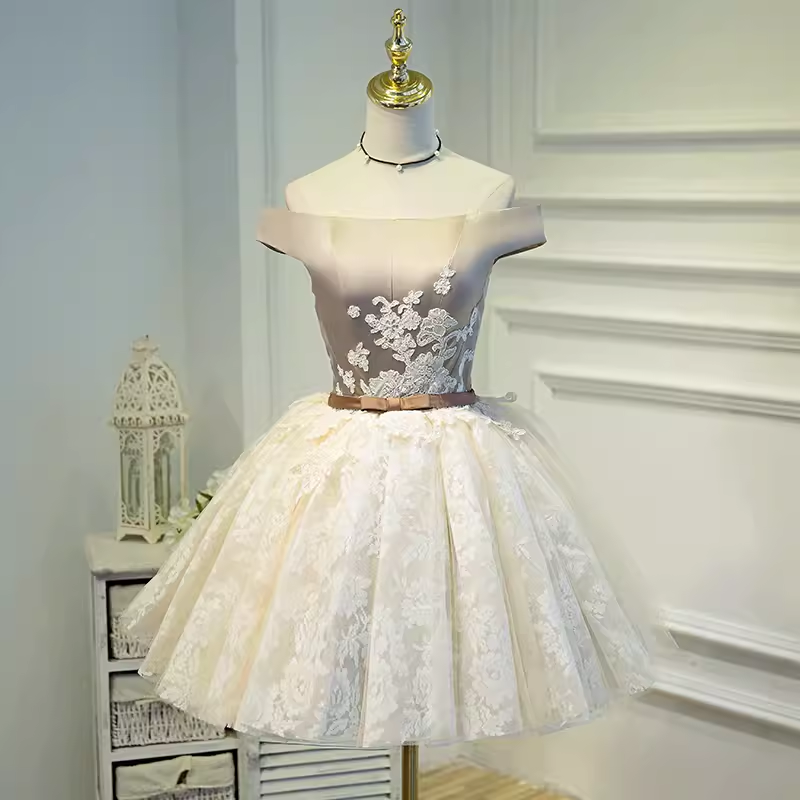 Robe de bal élégante, épaules dénudées, tenues d'anniversaire, robes de soirée en Tulle, C549
